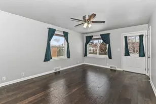 1419 Orchard St, Racine, WI 53405 - Photo 5