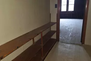 1035 S 33rd St, Milwaukee, WI 53215 - Photo 25