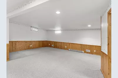 501  River Bluff Dr, Manitowoc, WI 54220 - Photo 27