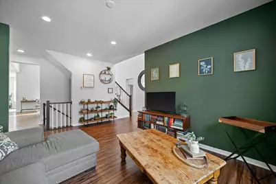 2000  Kathlynn Ct, Brookfield, WI 53045 - Photo 17