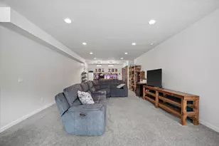 2000 Kathlynn Ct, Brookfield, WI 53045 - Photo 37