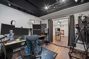 2000 Kathlynn Ct, Brookfield, WI 53045 - Photo 47