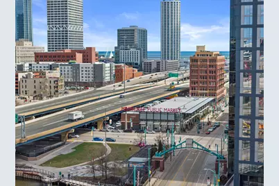 270 E Highland Ave #1043, Milwaukee, WI 53202 - Photo 25