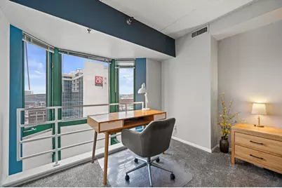 270 E Highland Ave #1043, Milwaukee, WI 53202 - Photo 5