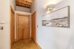 904 E Pearson St, Milwaukee, WI 53202 - Photo 11