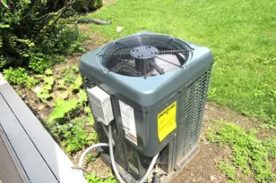 7837 N 60th St, Milwaukee, WI 53223 - Photo 31