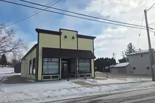 522 Milwaukee St, Lomira, WI 53048 - Photo 1