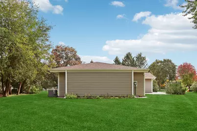 901  Anton Rd, Hartland, WI 53029 - Photo 39