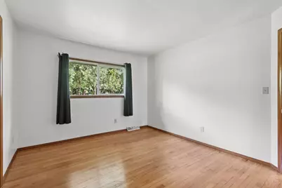 901  Anton Rd, Hartland, WI 53029 - Photo 23