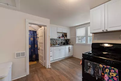 1224 S 73rd St, West Allis, WI 53214 - Photo 11