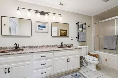 1425 E Fairy Chasm Rd, Bayside, WI 53217 - Photo 17