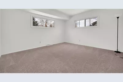 N61W23398  Tulip Ln, Sussex, WI 53089 - Photo 11