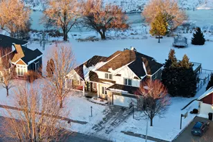 841 Summer Creek Rd, Oconomowoc, WI 53066 - Photo 5