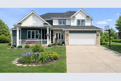 841  Summer Creek Rd, Oconomowoc, WI 53066 - Photo 1