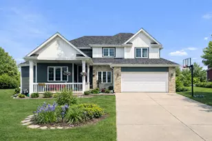 841 Summer Creek Rd, Oconomowoc, WI 53066 - Photo 1