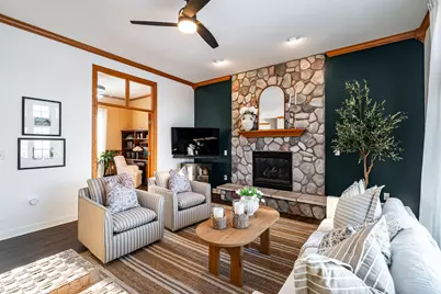 841  Summer Creek Rd, Oconomowoc, WI 53066 - Photo 9