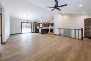 1827 Golden Gate Wy, Holmen, WI 54636 - Photo 17