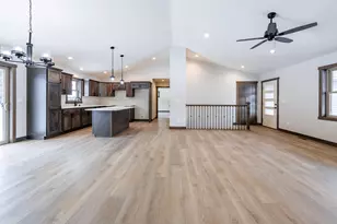 1827 Golden Gate Wy, Holmen, WI 54636 - Photo 17