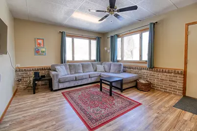 1016 W Glenn Dr, Waukesha, WI 53188 - Photo 7