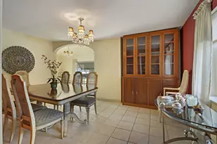 119 S Stuart Rd, Racine, WI 53406 - Photo 7