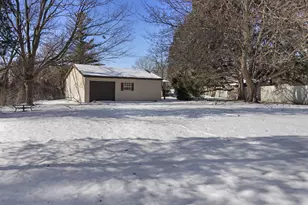119 S Stuart Rd, Racine, WI 53406 - Photo 25