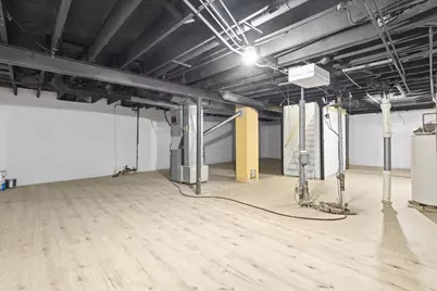 2467 S 82nd St, Milwaukee, WI 53219 - Photo 25