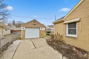 2467 S 82nd St, Milwaukee, WI 53219 - Photo 3
