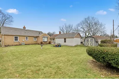 2467 S 82nd St, Milwaukee, WI 53219 - Photo 5