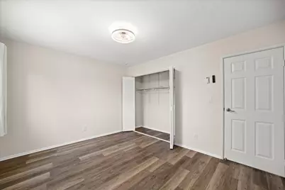 502  Laurel Lake Rd #5, Thiensville, WI 53092 - Photo 23