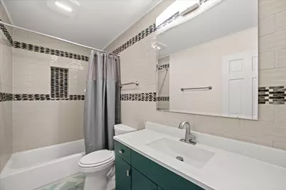 502  Laurel Lake Rd #5, Thiensville, WI 53092 - Photo 29