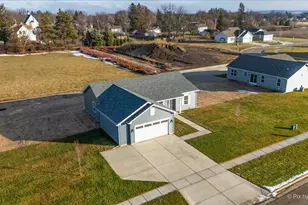 136 Spring Dr, Walworth, WI 53184 - Photo 35