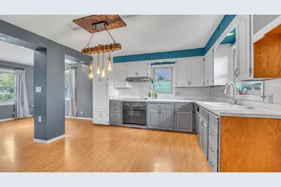 521  Prospect Ave, Sheboygan Falls, WI 53085 - Photo 5