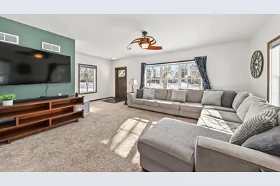 8152  Stickney Ave, Wauwatosa, WI 53213 - Photo 5