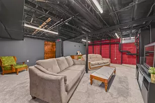 8152 Stickney Ave, Wauwatosa, WI 53213 - Photo 29