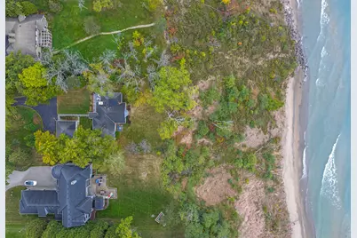 12430 N Lake Shore Dr, Mequon, WI 53092 - Photo 27