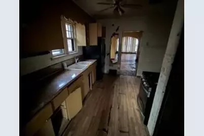 5460 N 37th St, Milwaukee, WI 53209 - Photo 3