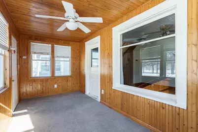 207 N Prairie Ave, Waukesha, WI 53186 - Photo 5