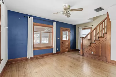 207 N Prairie Ave, Waukesha, WI 53186 - Photo 7