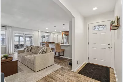 3570 S Russel Rd, New Berlin, WI 53151 - Photo 27