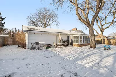 3570 S Russel Rd, New Berlin, WI 53151 - Photo 37