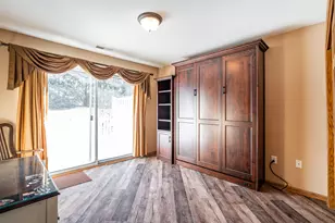 372 Hartford Square, Hartford, WI 53027 - Photo 21