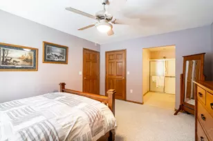 372 Hartford Square, Hartford, WI 53027 - Photo 15