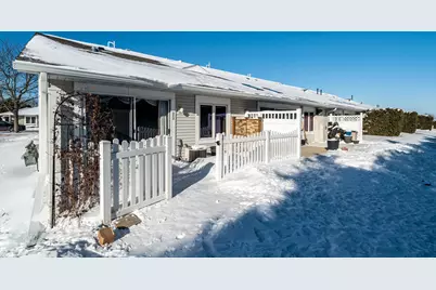 372  Hartford Sq #6, Hartford, WI 53027 - Photo 25