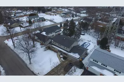 2760 N Park Dr, Wauwatosa, WI 53222 - Photo 41