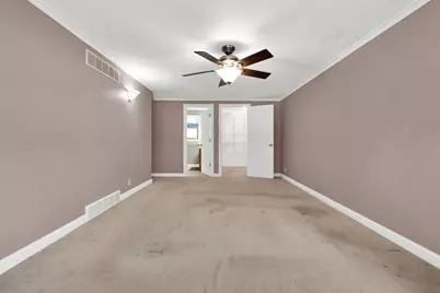 2760 N Park Dr, Wauwatosa, WI 53222 - Photo 23