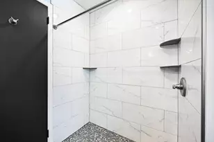 8363 N Ann St, Milwaukee, WI 53224 - Photo 11