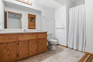 1151 Glacier Pass, Slinger, WI 53086 - Photo 43