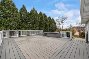 1151 Glacier Pass, Slinger, WI 53086 - Photo 9