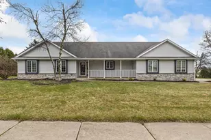 1151 Glacier Pass, Slinger, WI 53086 - Photo 1