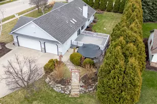 1151 Glacier Pass, Slinger, WI 53086 - Photo 7